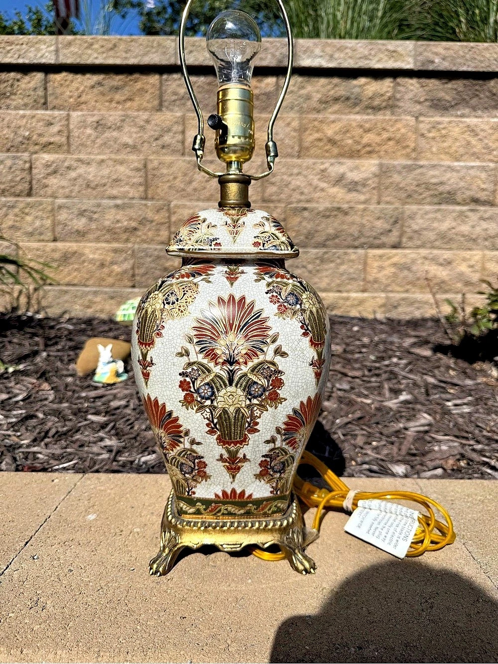 Lamp Vintage Japanese Satsuma Table Lamp Hand Painted & Gold Trim Solid Brass